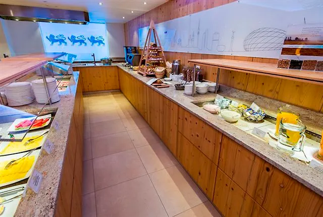 ****  Drei Loewen Hotel Munich Germany